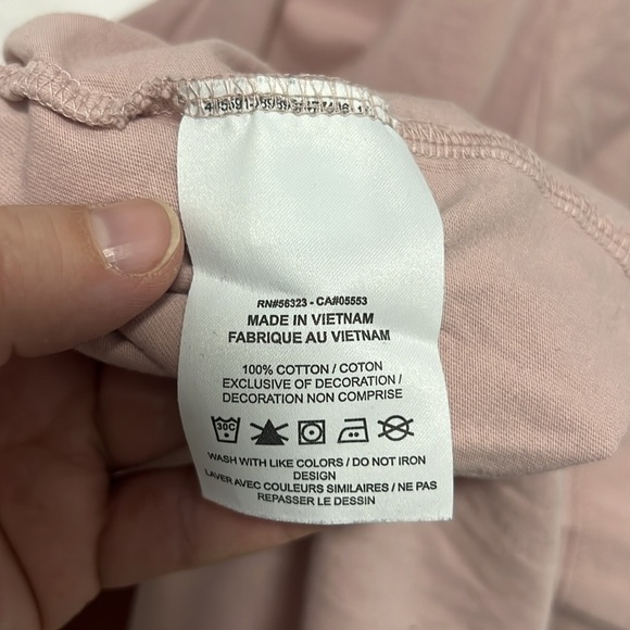 NIKE Sportswear Essential Women's Long Sleeve T-shirt In Rose Whisper size 3X - Picture 6 of 6